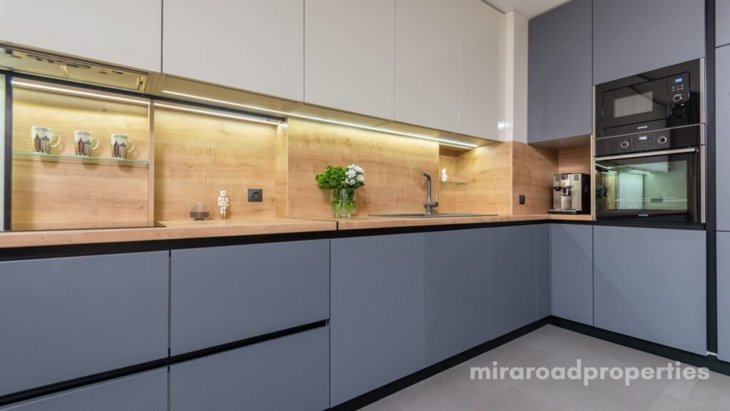 Luxury 2 BHK for Rent in Mira Road Fully Furnished