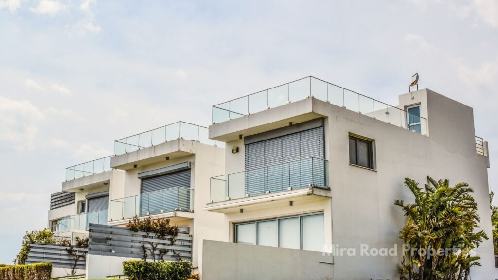 Commercial property in house for sale in Mira Road