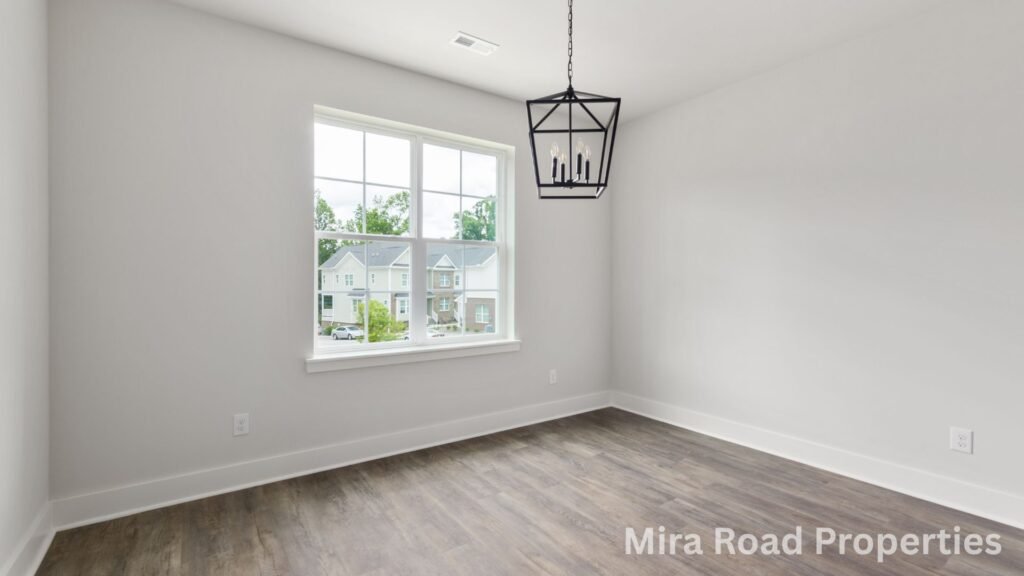 Flats in in Mira Road West for sale for bachelors