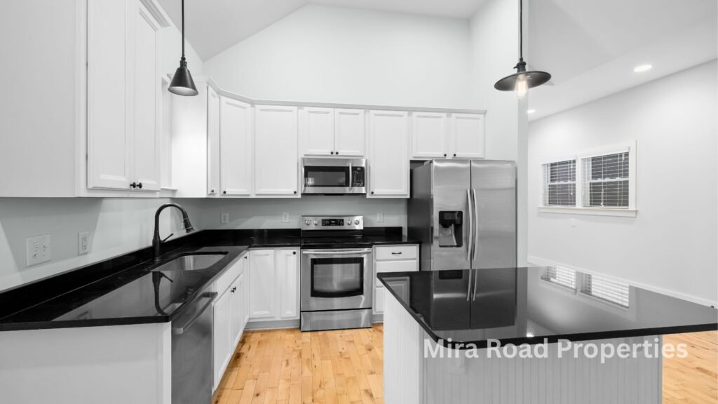 Flats with modular kitchen for rent in Mira Road with amenities