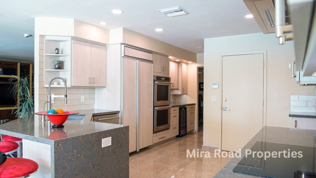 Flats with modular kitchen for rent near Mira Road