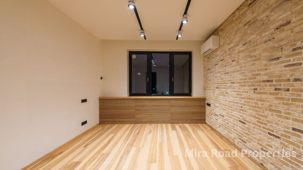 2 BHK Flat for Rent in Indralok Phase, Mira Road with Amenities