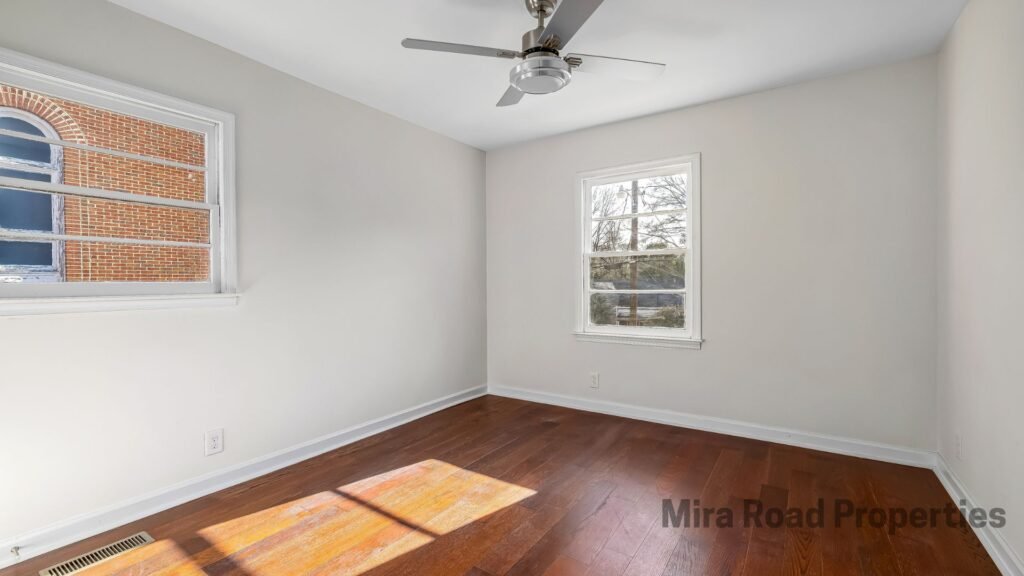 2 BHK flat for rent near Seven Eleven Complex Mira Road