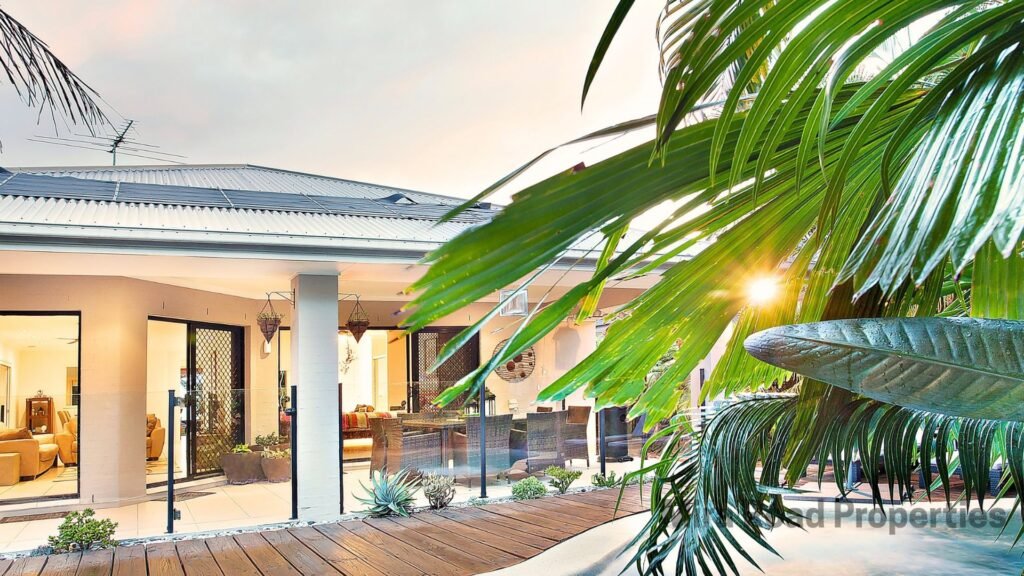 Garden Facing 2 BHK Apartment Vardhaman Fantasy Area, Mira Road