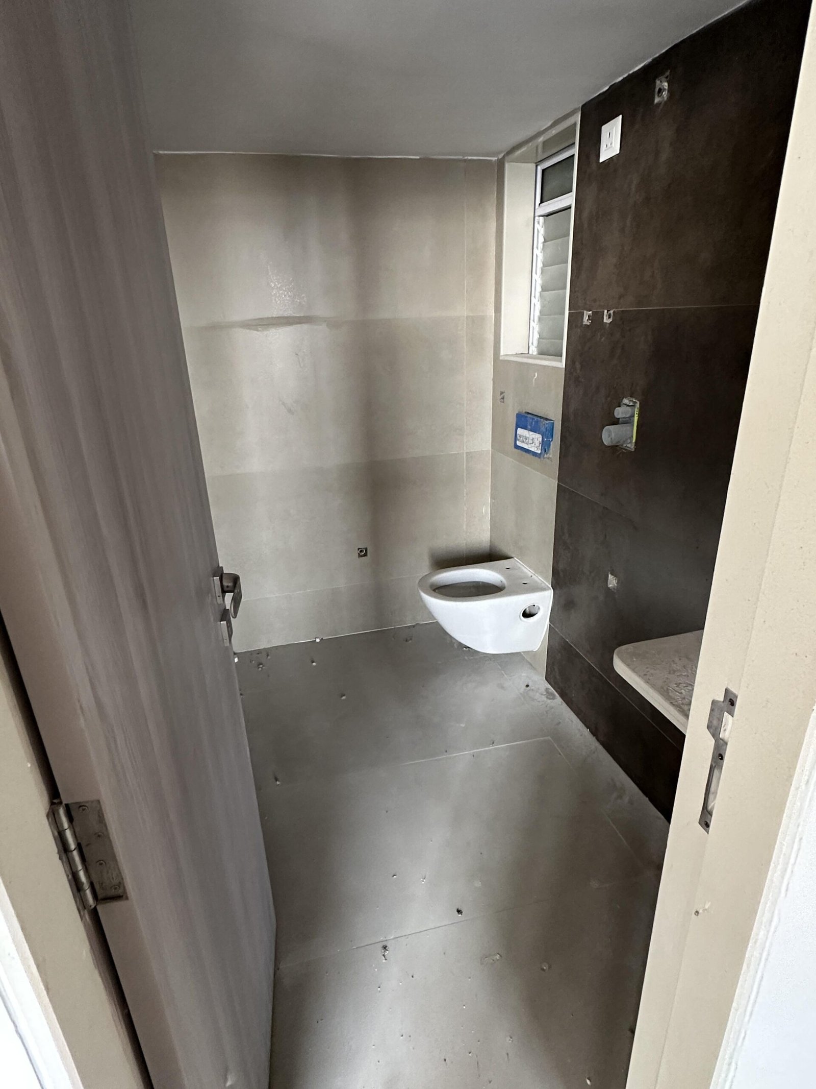 1 BHK Flat in Anjani Paradise Geeta Nagar, Mira Road East