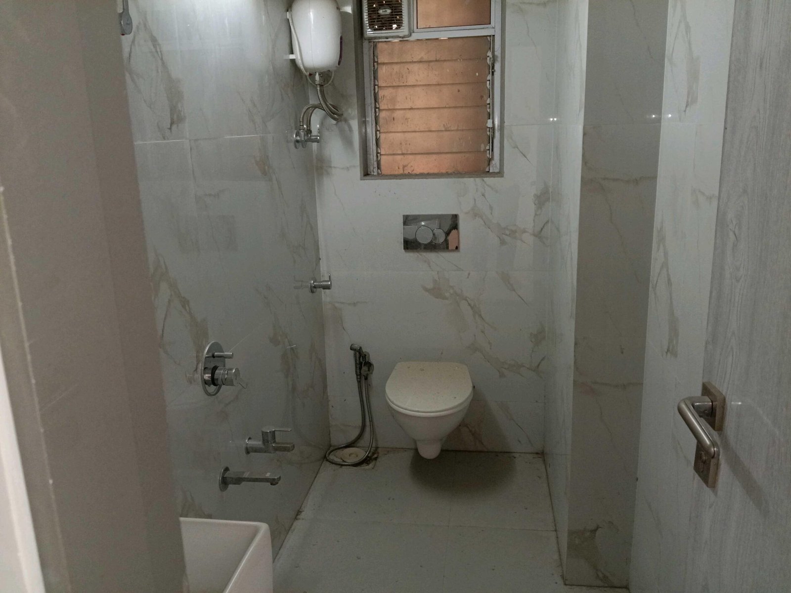 3 BHK flat for rent in Beverly Park, Mira Road East