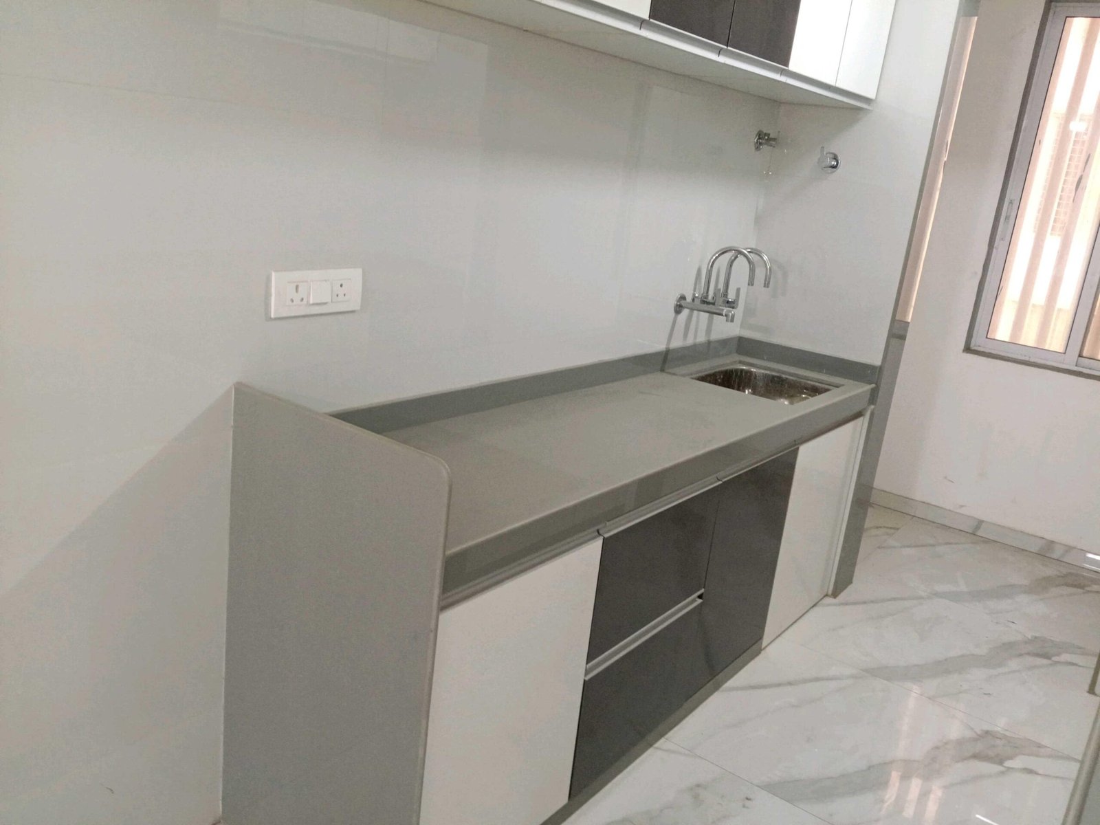 3 BHK Flat for rent in Beverly Park, Mira Road East 1495 Sq