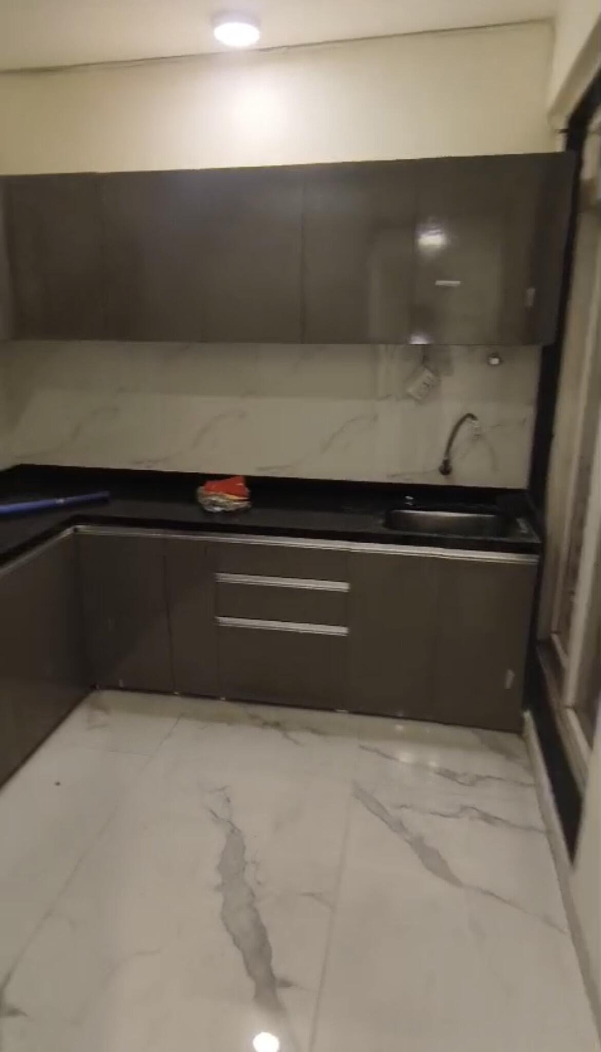 2 BHK Flat for rent in Mira Road, Mira Bhayandar 612 Sq