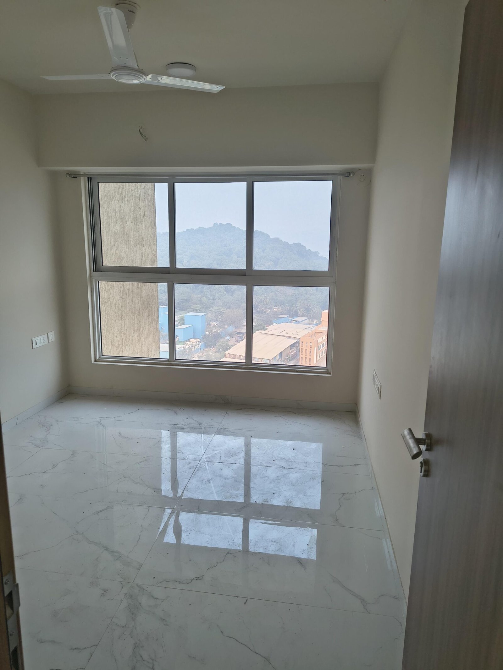 2 BHK Flat for rent in Mira Road, Mira Bhayandar 787 sq