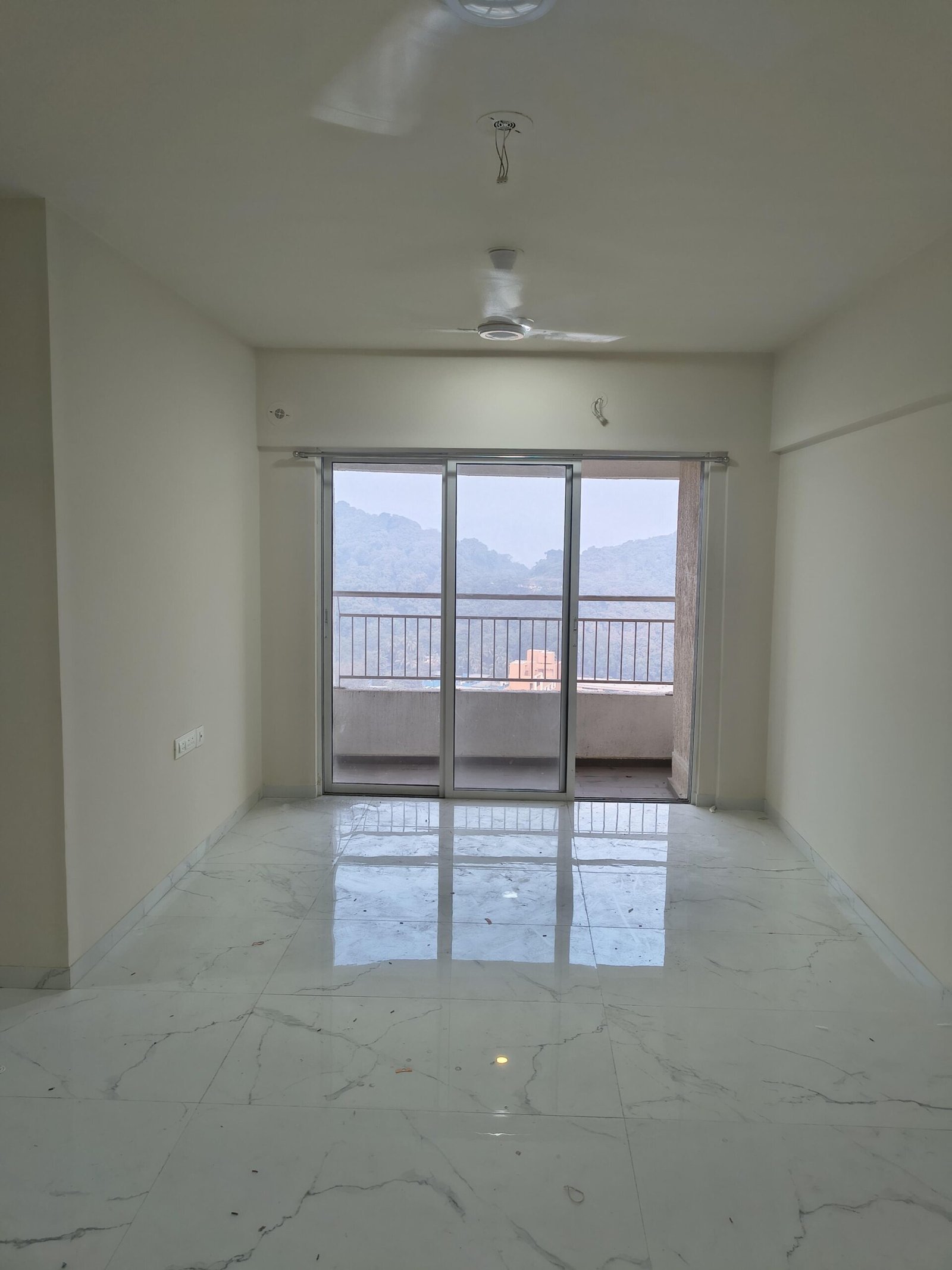 2 BHK Flat for rent in Mira Road, Mira Bhayandar 787 sq