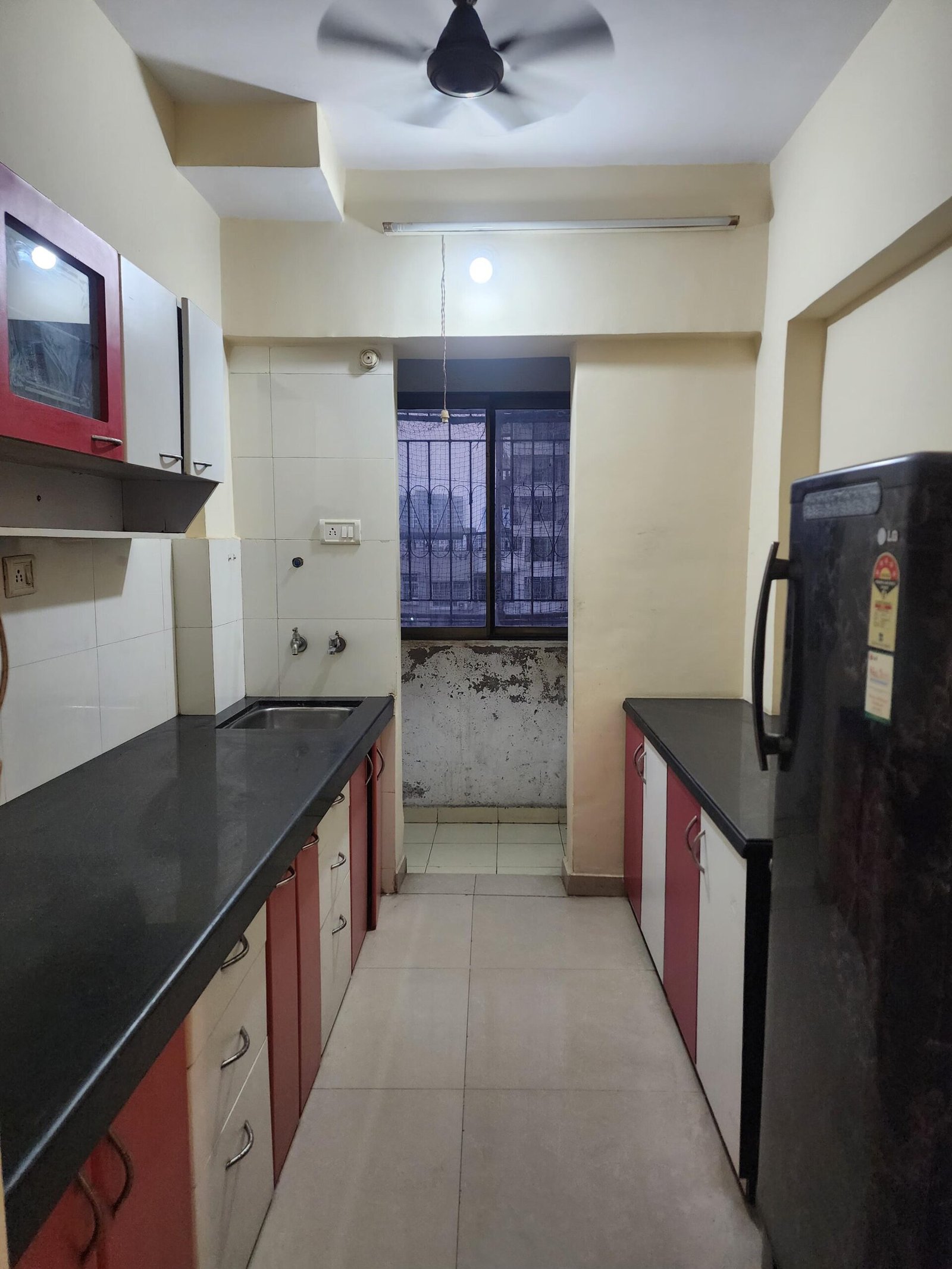 1 BHK Flat for rent in Beverly Park, Mira Road East 640 sq.