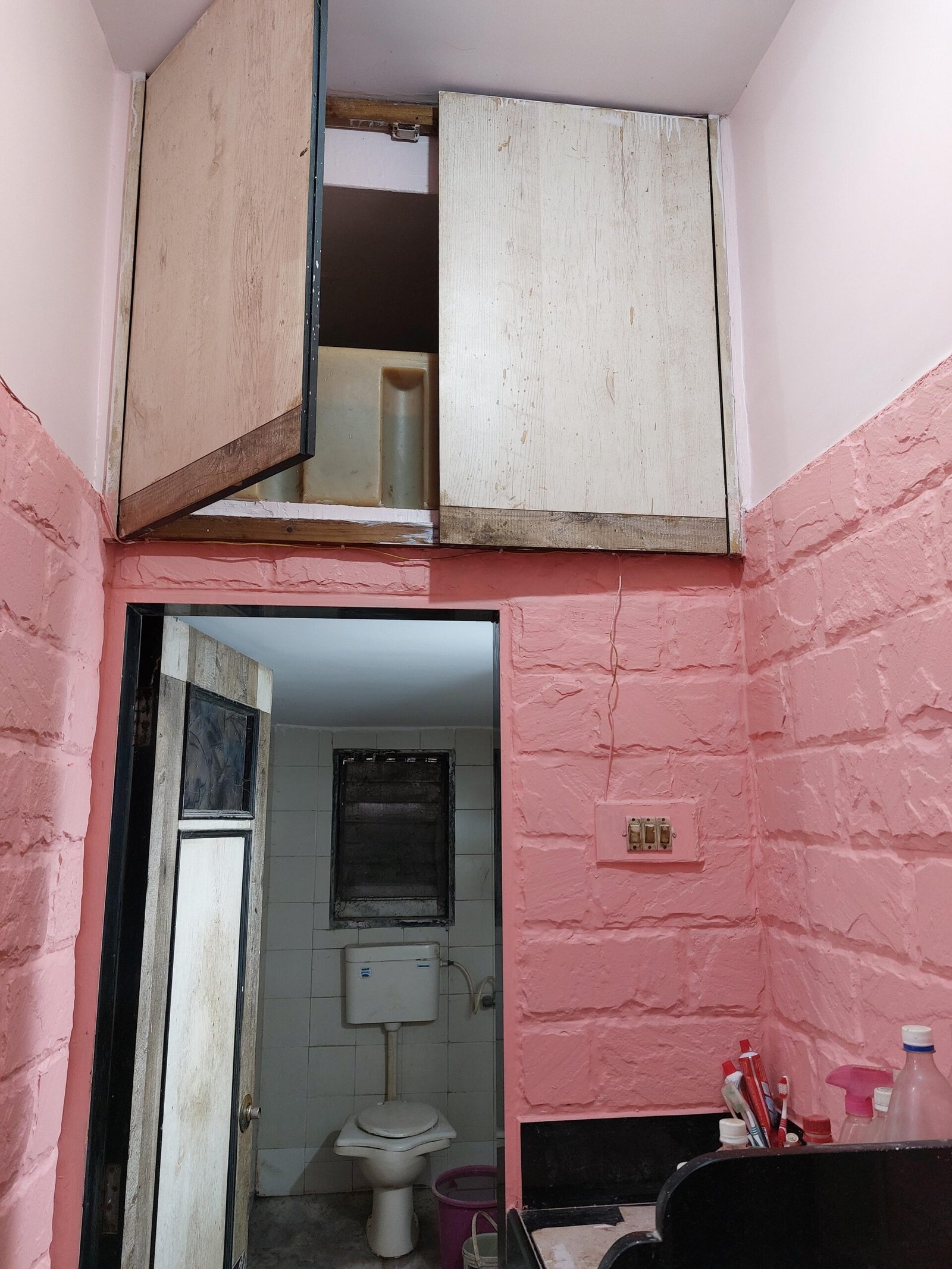 2 BHK Flat in Mittal Court Geeta Nagar, Mira Road East