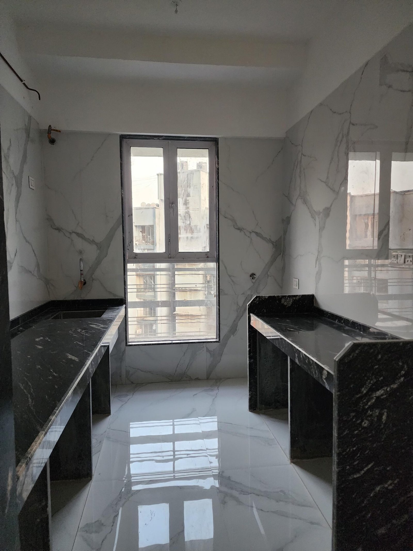 2 BHK Flat for rent in Mira Road East, Mira Bhayandar 663 sq.