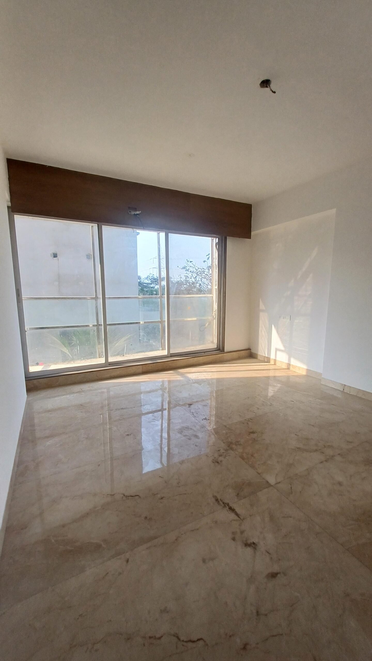 2 BHK Flat for rent in Beverly Park, Mira Road East 650 Sq