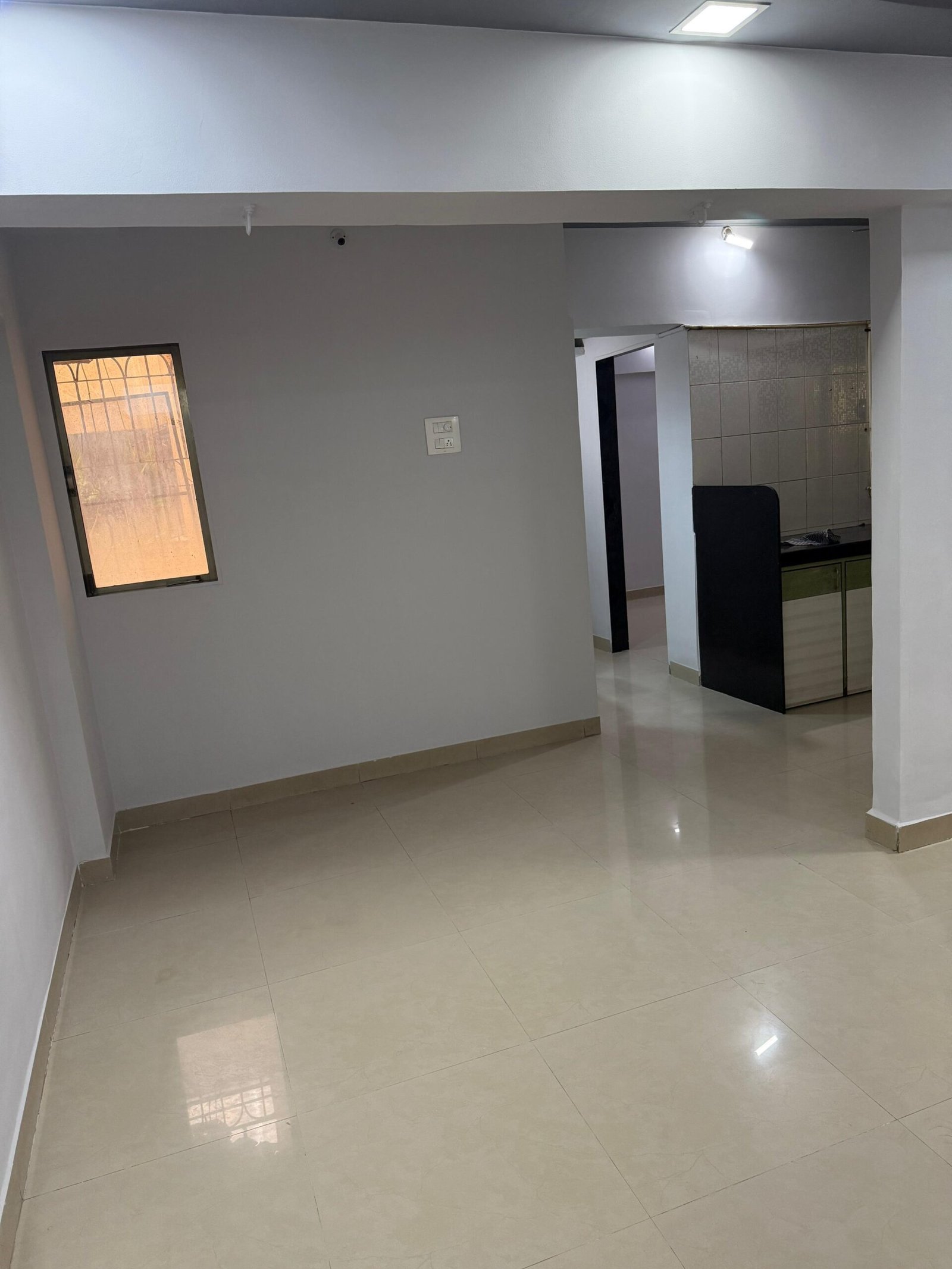 2 BHK Flat in Silver Sarita Kashimira, Mira Road East