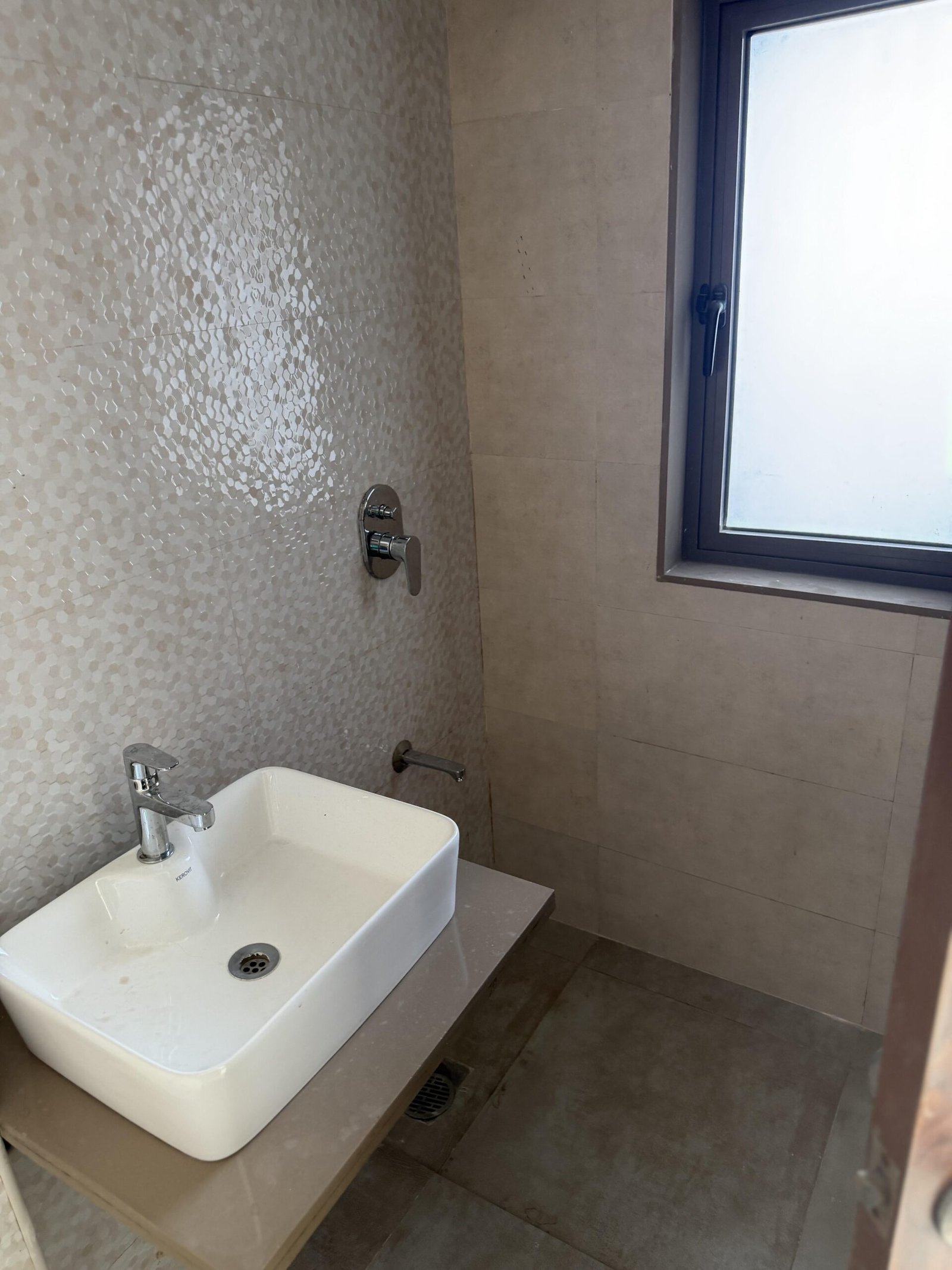 3 BHK Flat for rent in Mira Road East, Mira Bhayandar 1100 sq. ft.