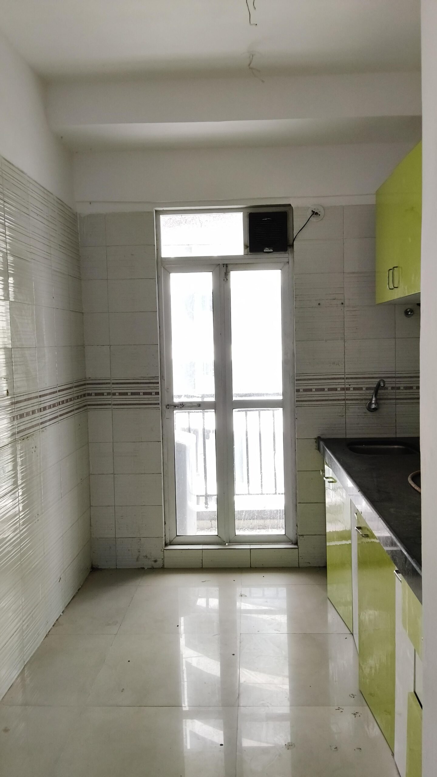 2 BHK Flat in Kashimira, Mira Road East