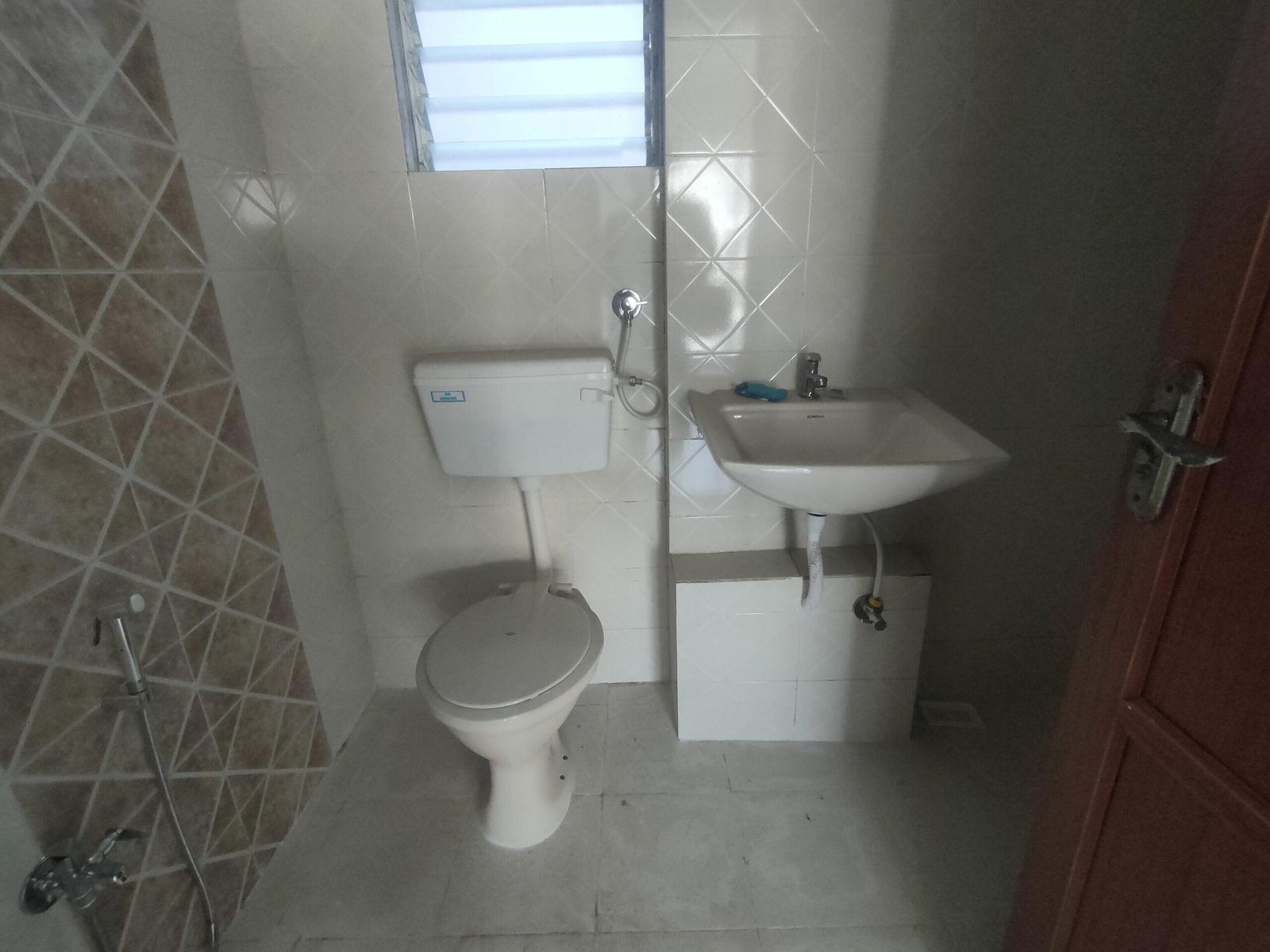 2 BHK Flat in Tanvi Eminence Phase 2 Mira Road East