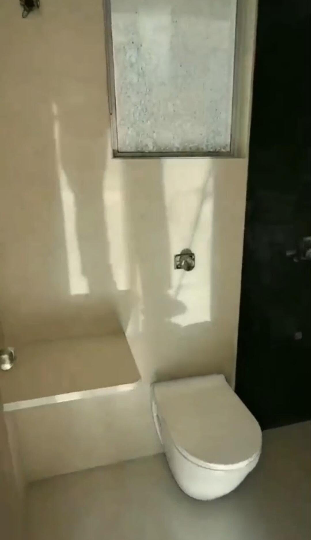 1 BHK flat for sale in Unique Elanza, Kashimira Mira Road East