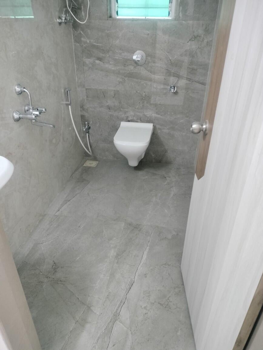 2 BHK Flat in Oswal Paradise Parshwa Nagar, Mira Road East