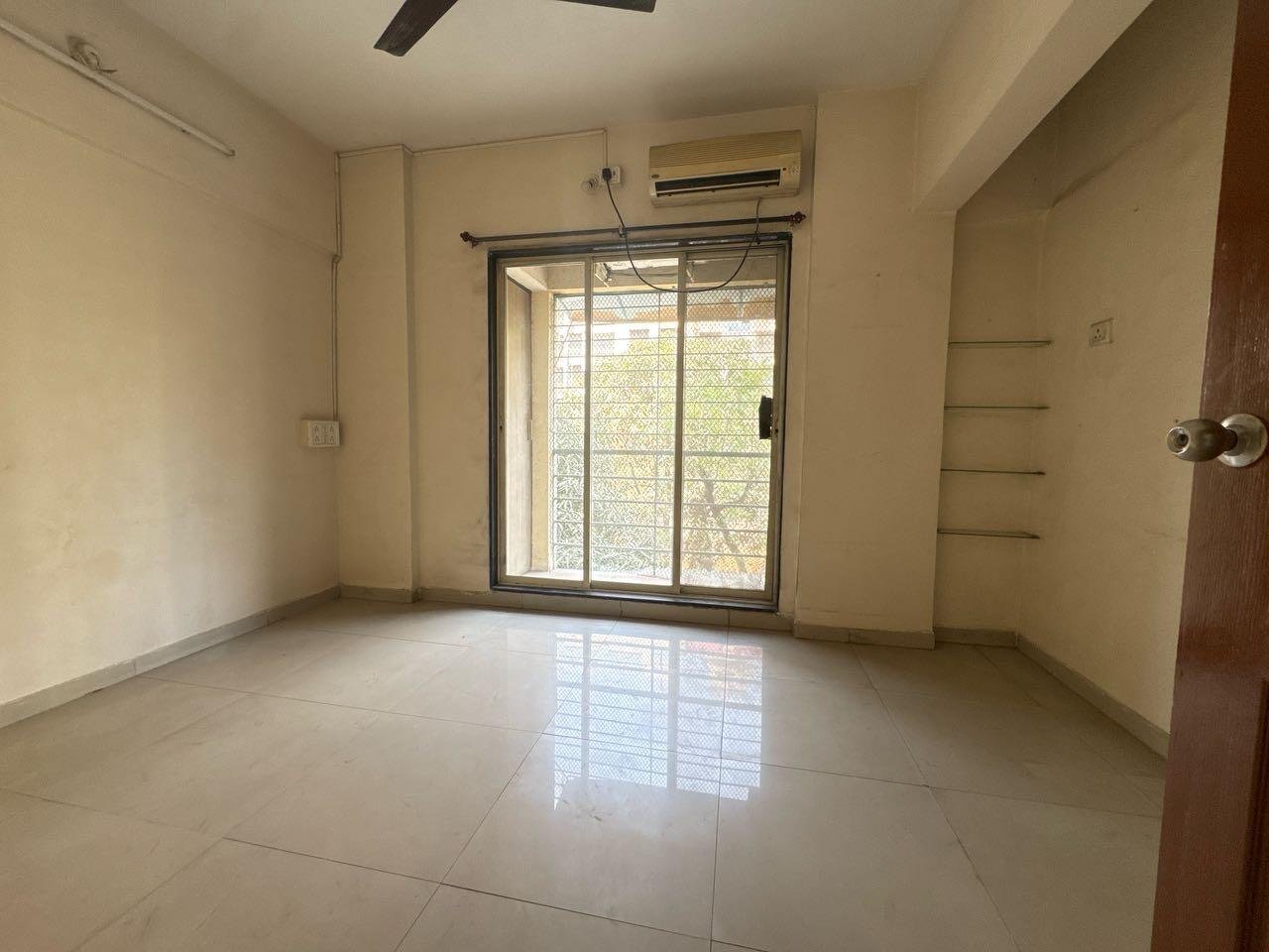 2 BHK Flat in Balaji Annex Ramdev Park, Mira Bhayandar