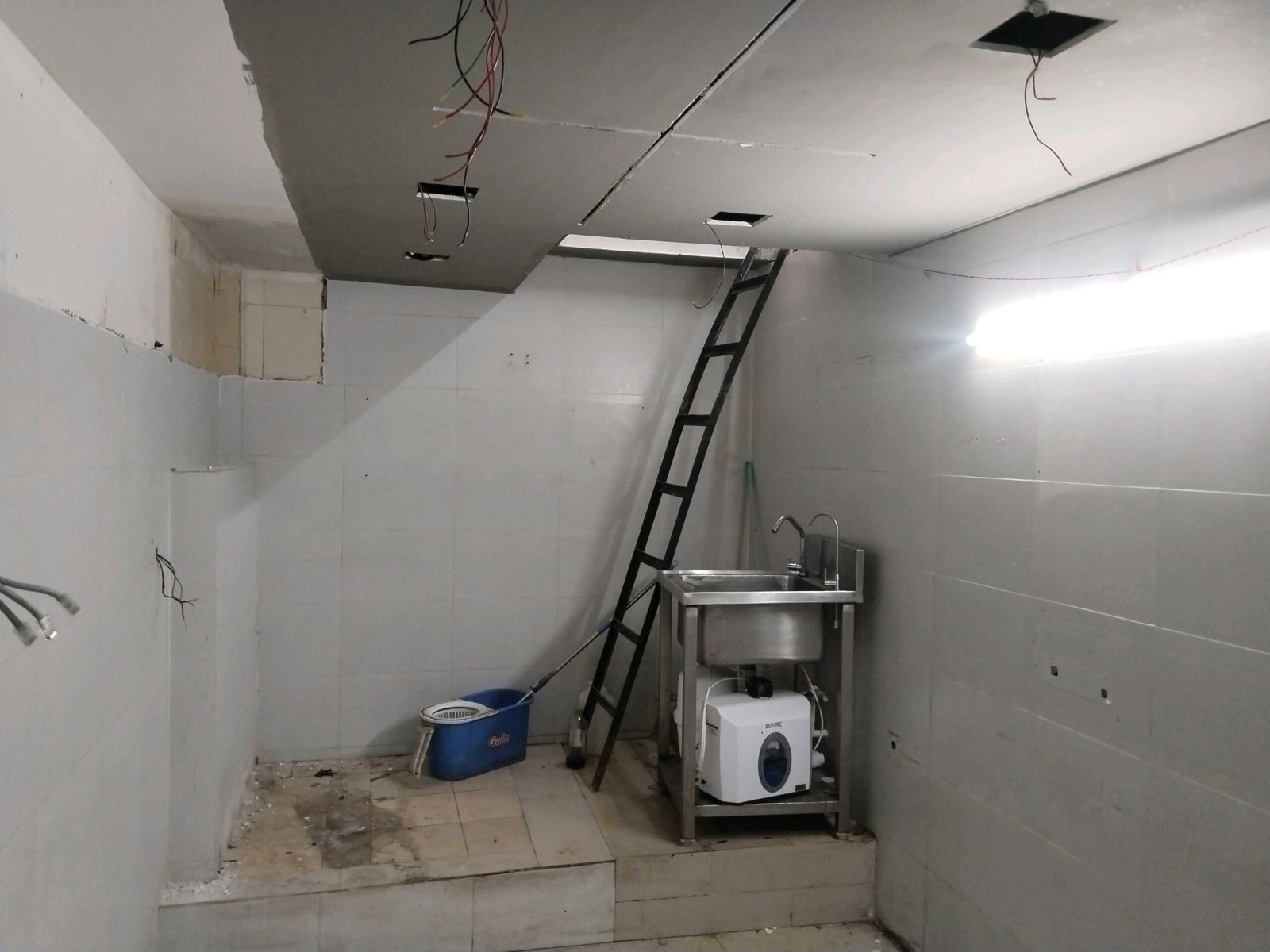 Shop for sale in Delta Vrindavan Mira Road