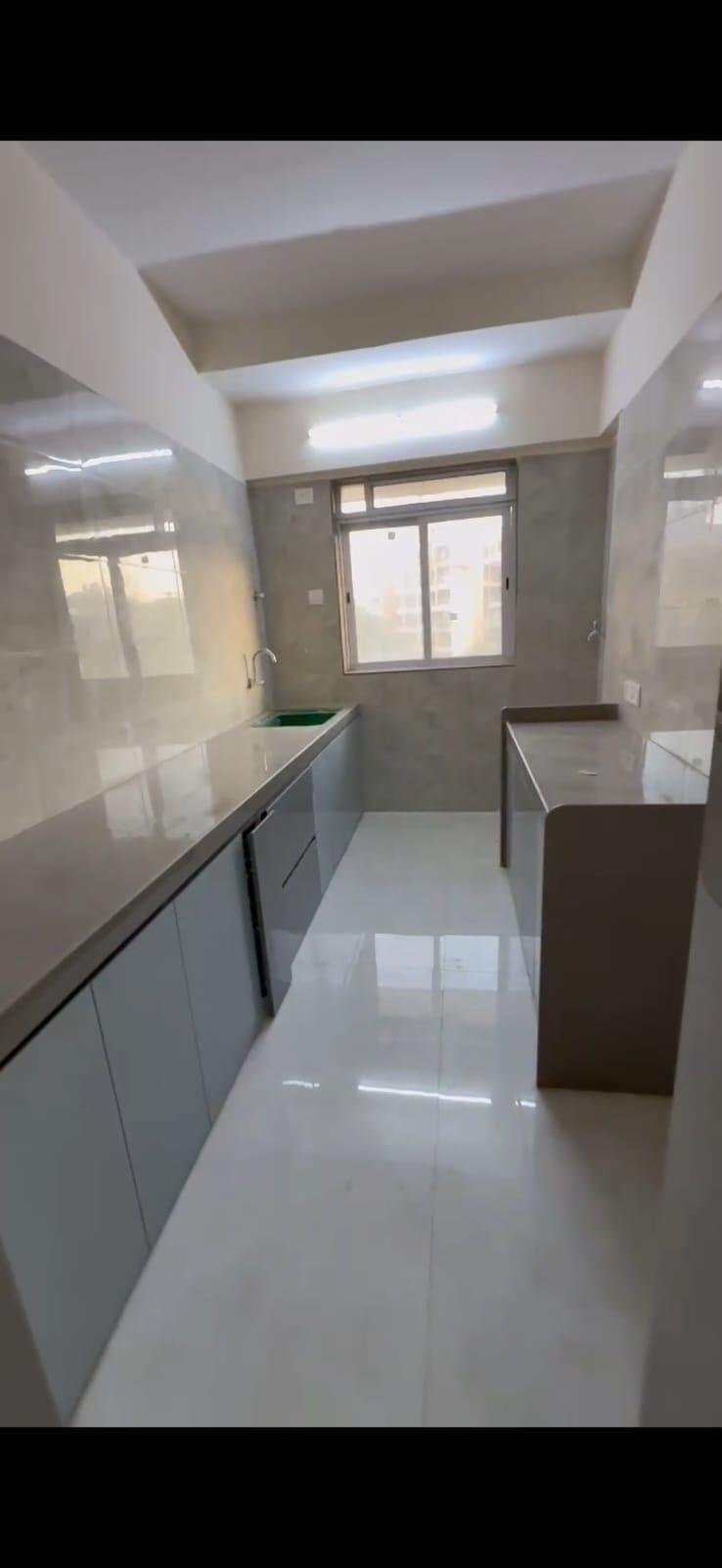 2 BHK Flat in Avenue Chs Saibaba Nagar, Mira Road East