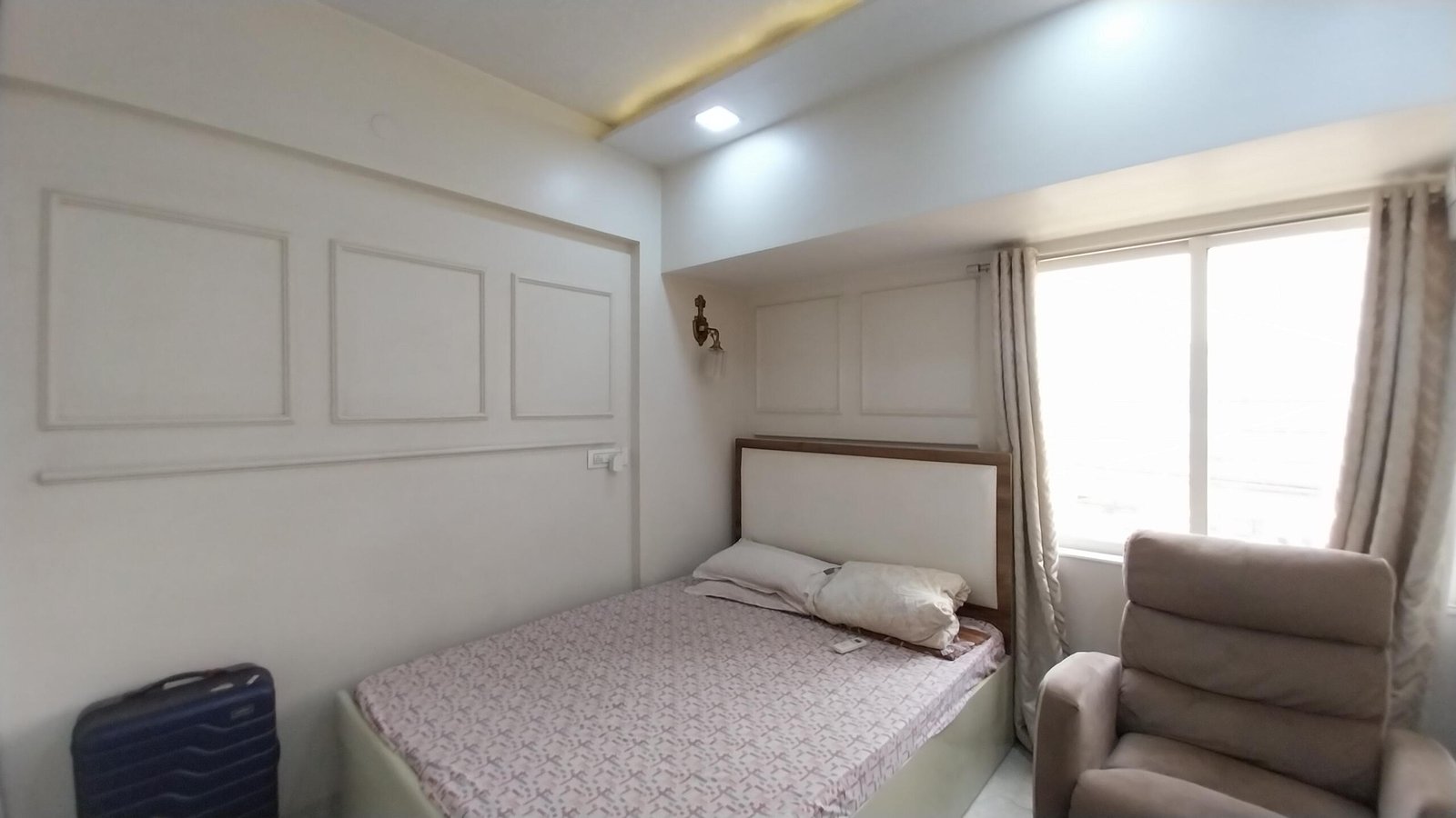 2 BHK Flat in Lodha casa essenza Mahajan Wadi, Mira Road East