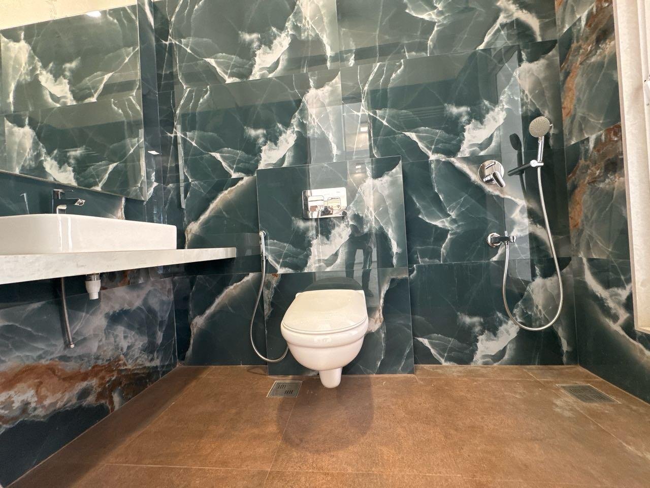 4 BHK Flat in Maheshwari Bhavan, Mira Bhayandar