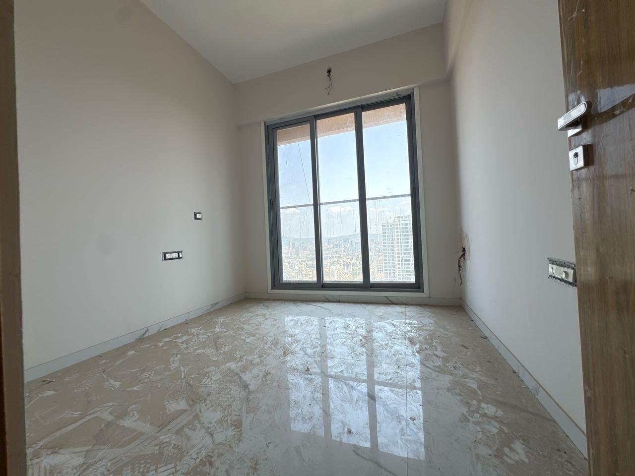 2 BHK Flat in Maxxus Mall West, Mira Bhayandar