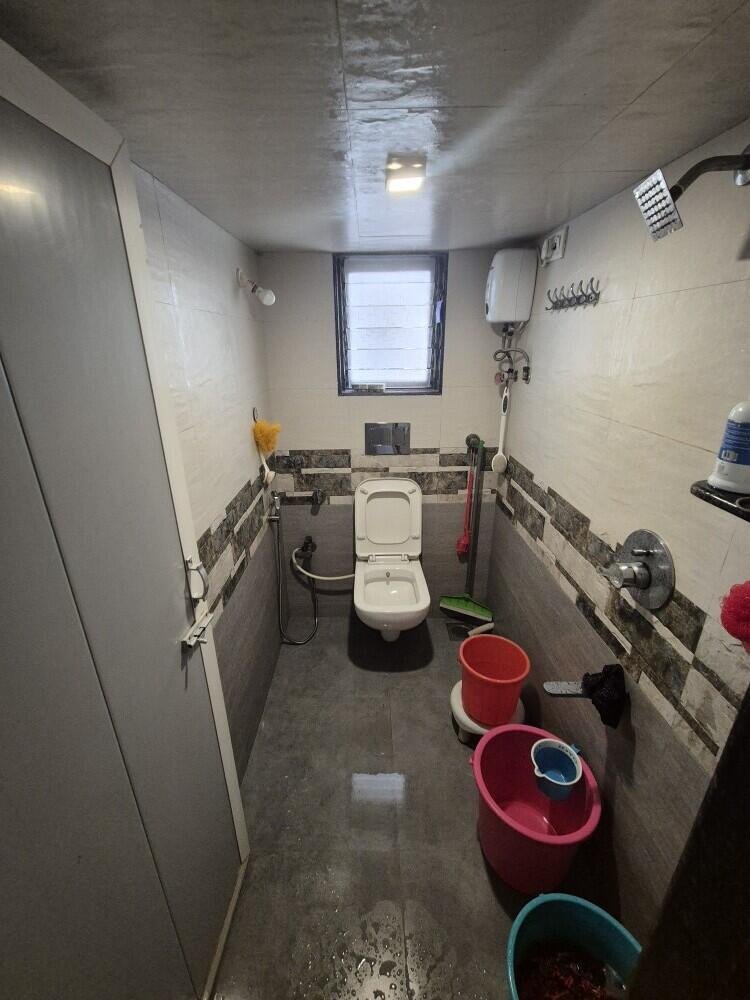 2 BHK Flat in Nityanand Nagar CHS Mira Road East,