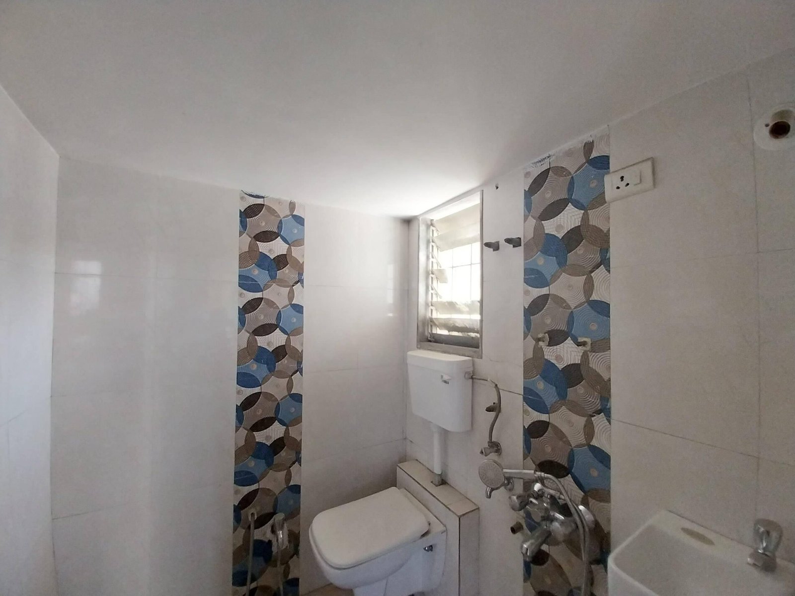 1 BHK Flat in Seven Eleven Mira Road East