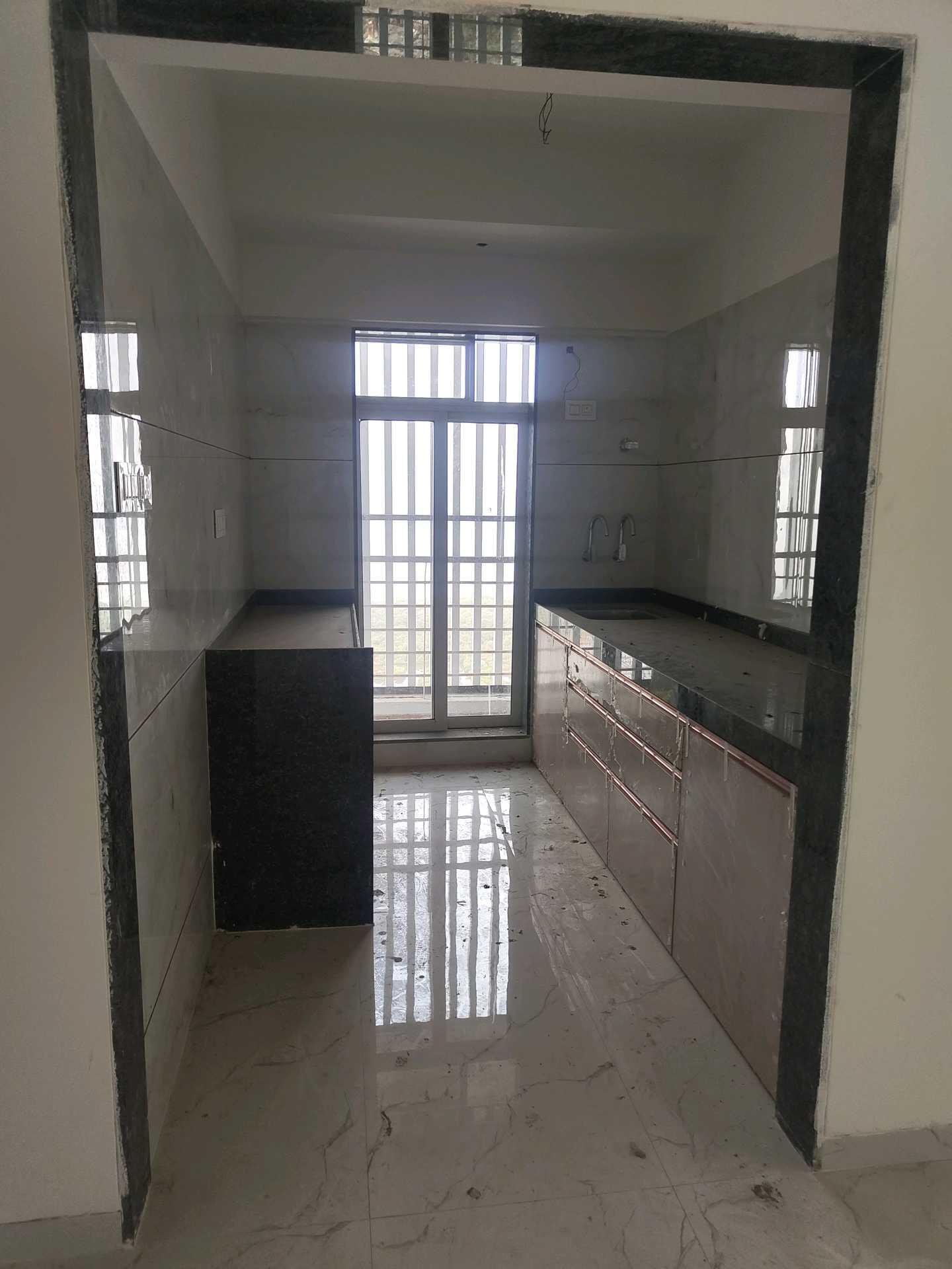 2 BHK Flat in Shree Nidhi Heights Ramdev Park,  Mira Bhayandar
