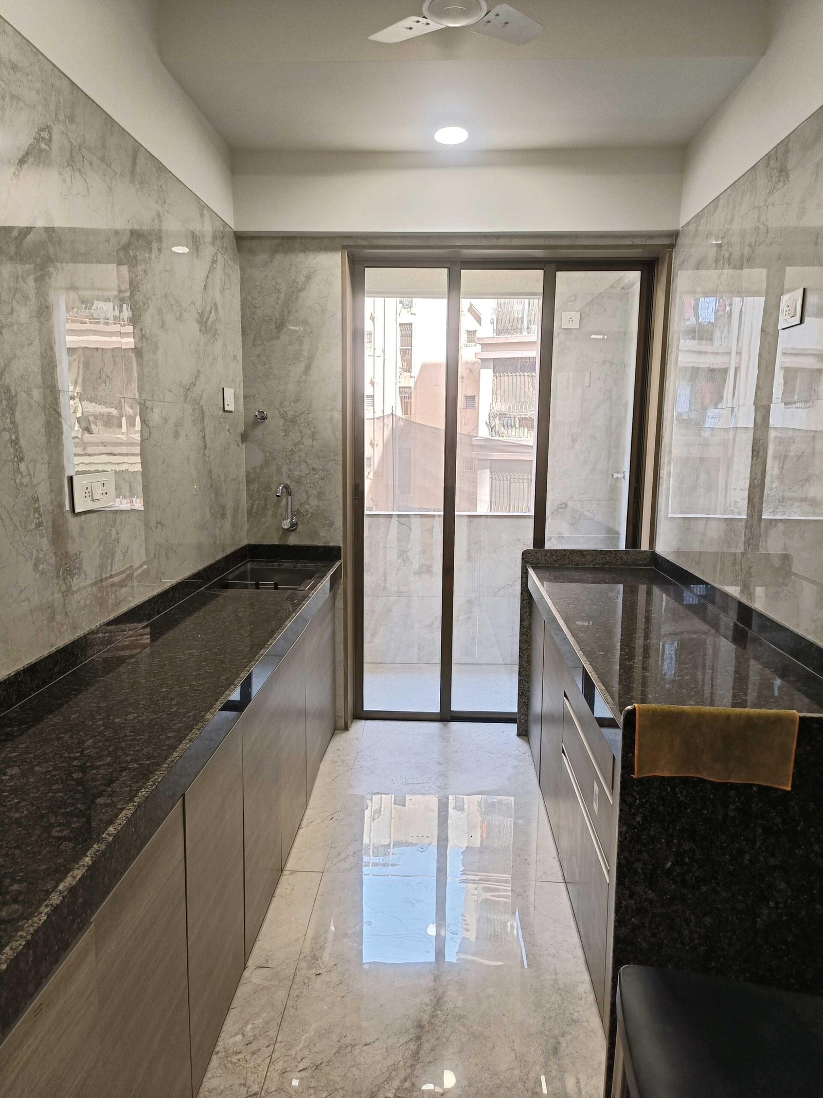 2 BHK Flat in Shree Shaswat Pleasant Park, Mira Road East