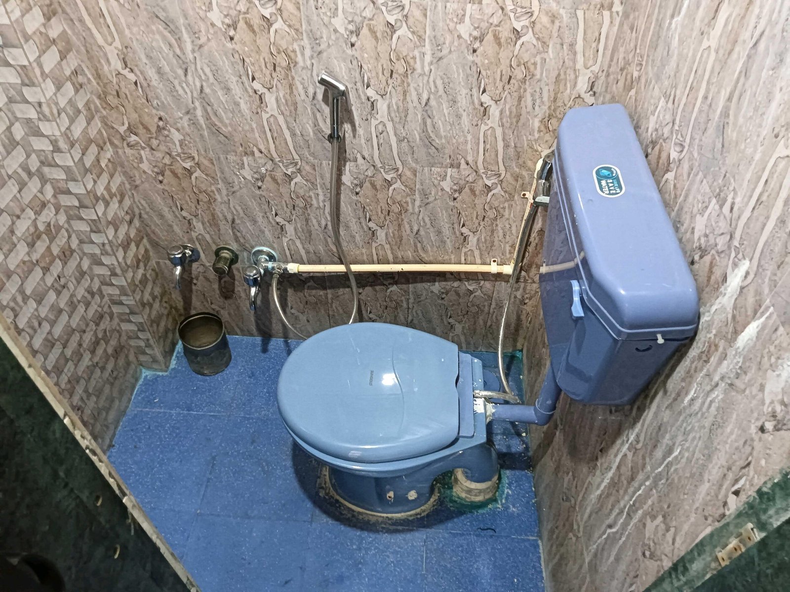 2 BHK Flat in rajnigandha Naya Nagar, Mira Road East